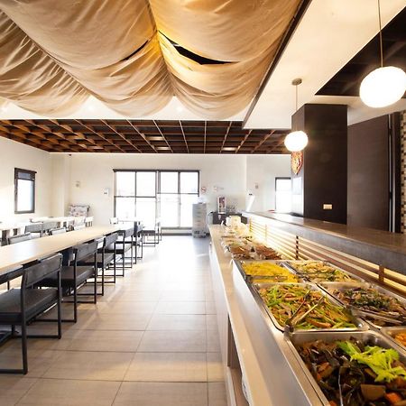 Li-Gin Motel Chiayi City Luaran gambar