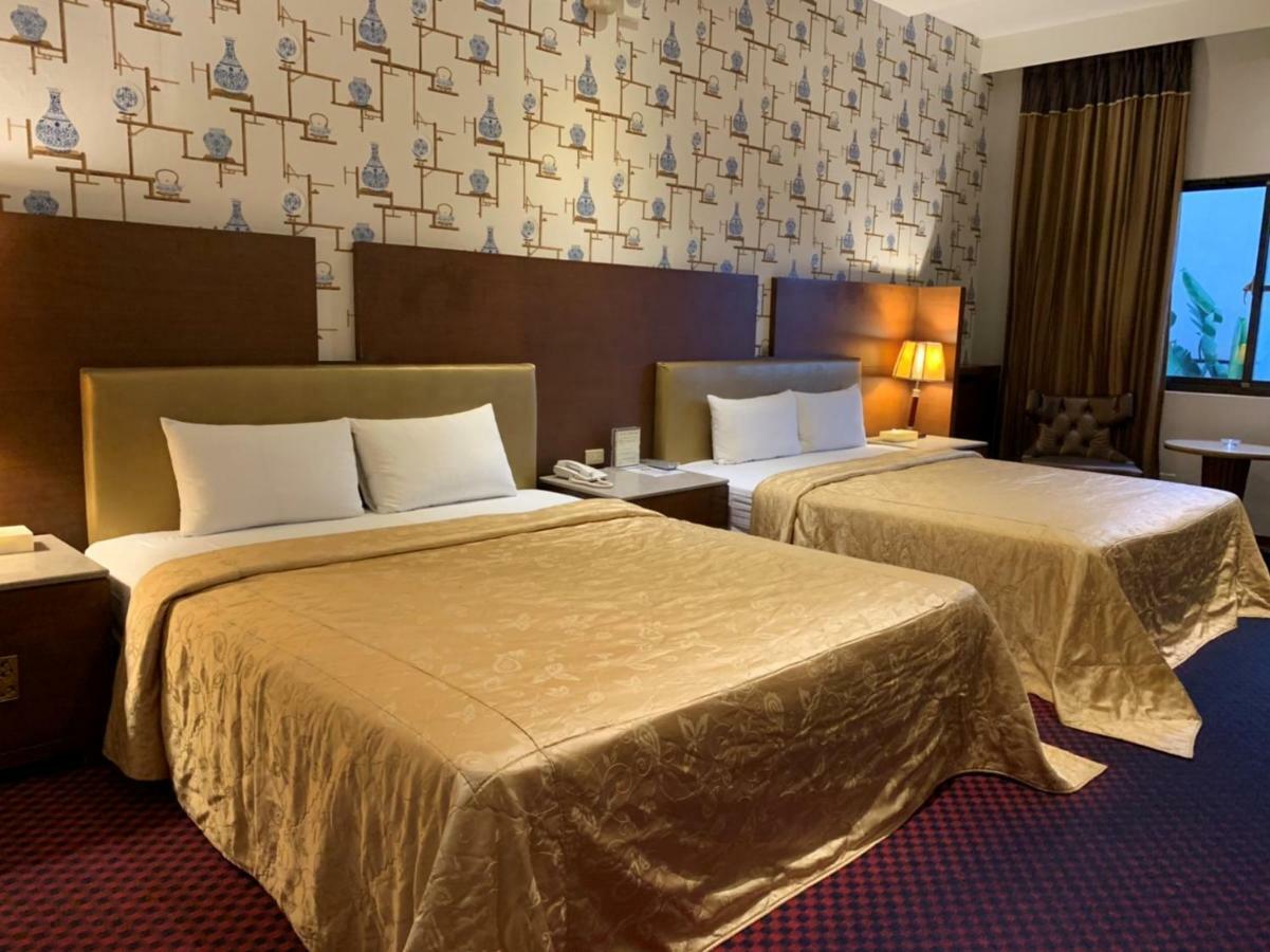Li-Gin Motel Chiayi City Luaran gambar