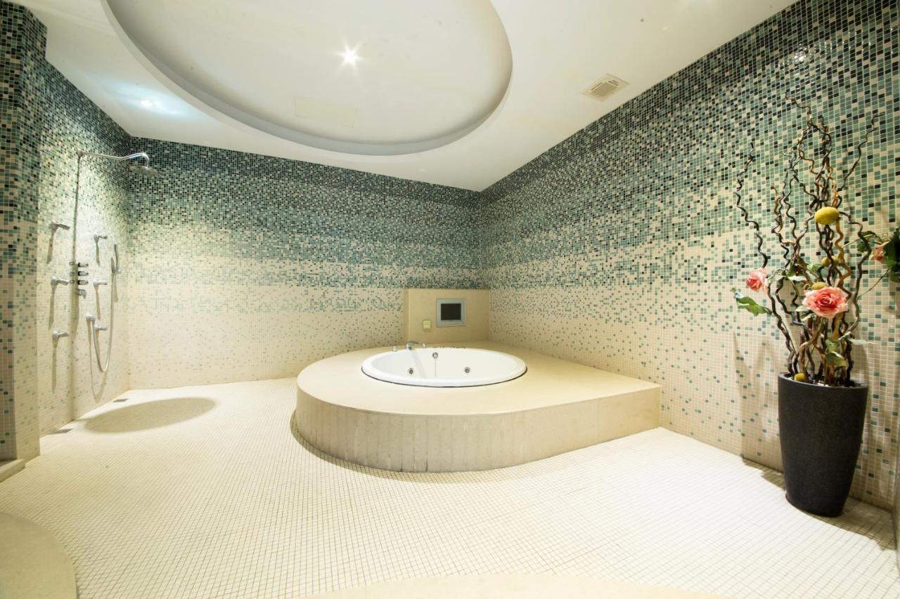 Li-Gin Motel Chiayi City Luaran gambar