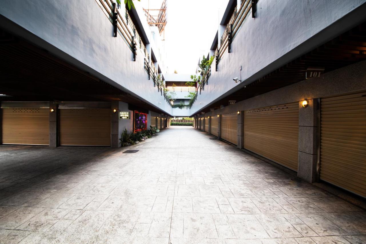 Li-Gin Motel Chiayi City Luaran gambar